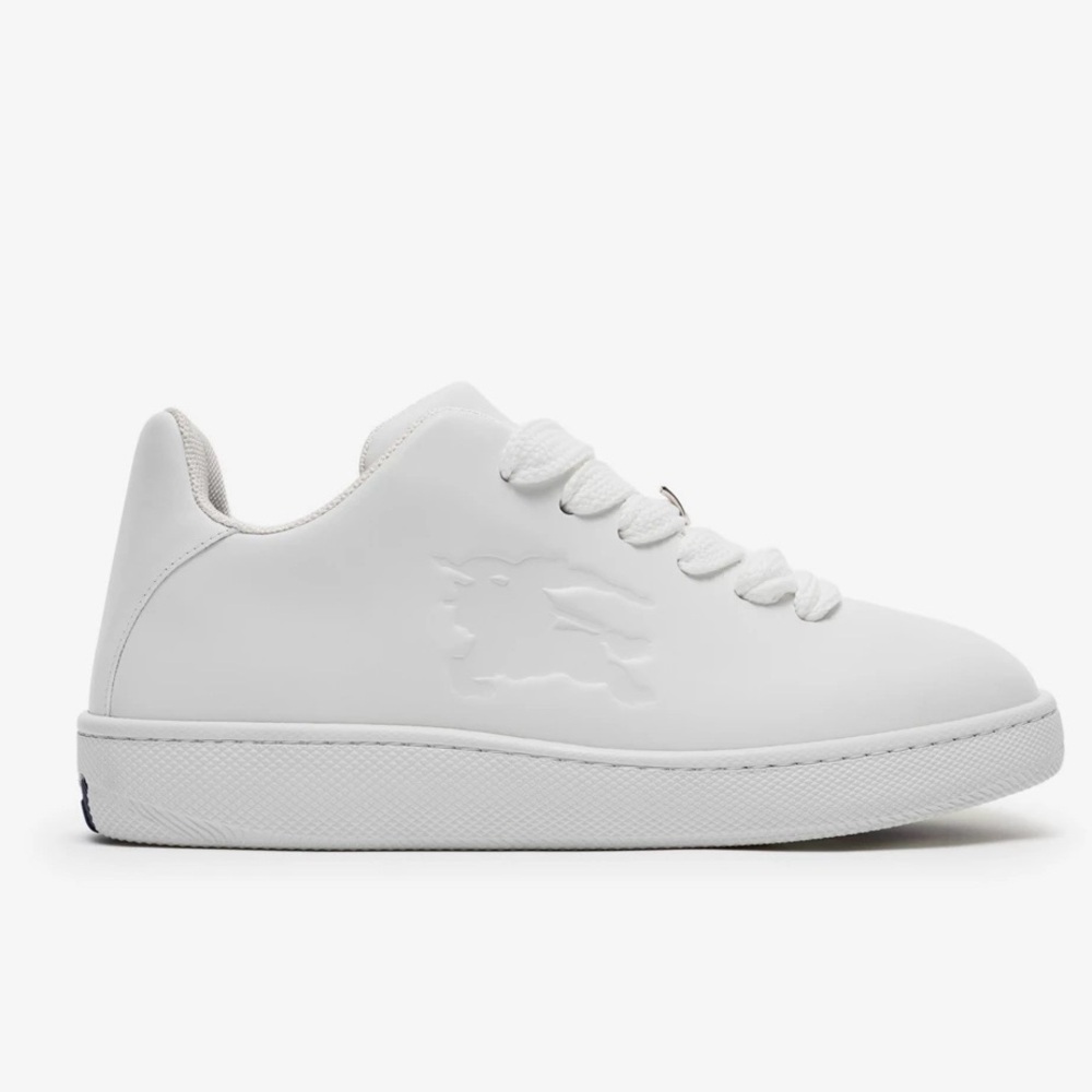 BURBERRY WHITE BOX SNEAKER NIB SIZE 37 7 WOMENS